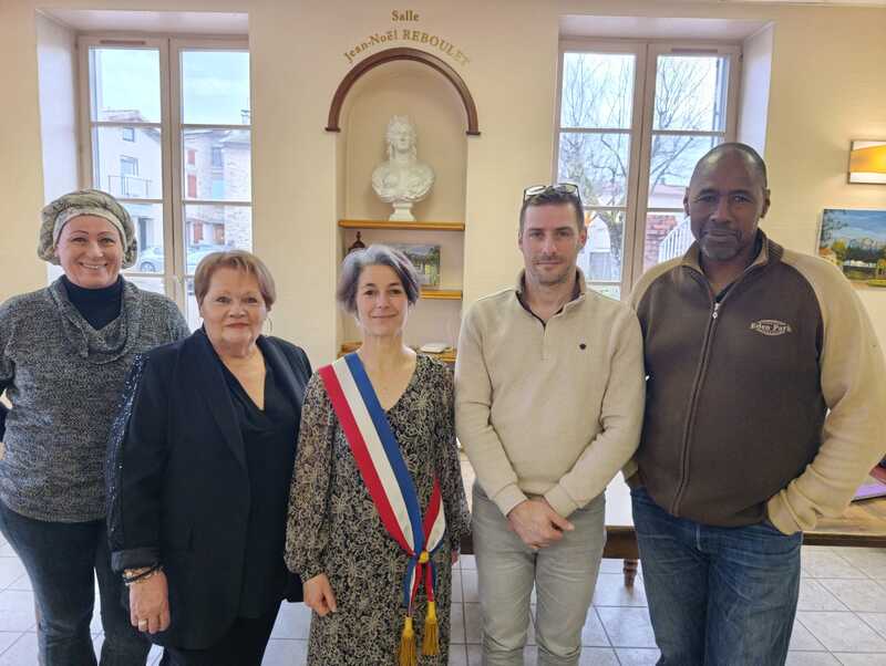 Logo COMMUNE DE BESAYES
