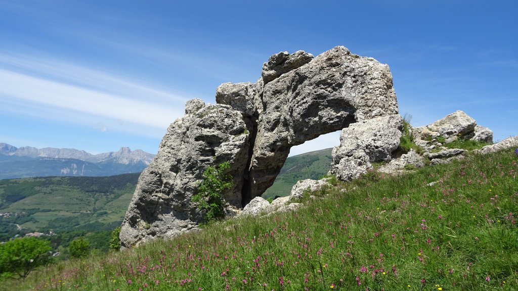 Logo COMMUNE DE PIERRE CHATEL