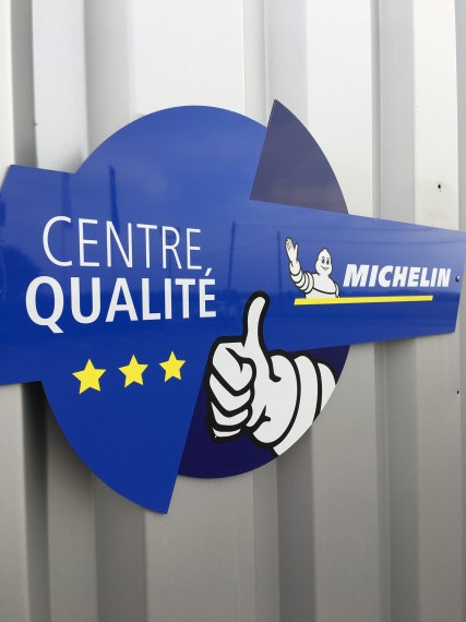Logo EQUIPNEU